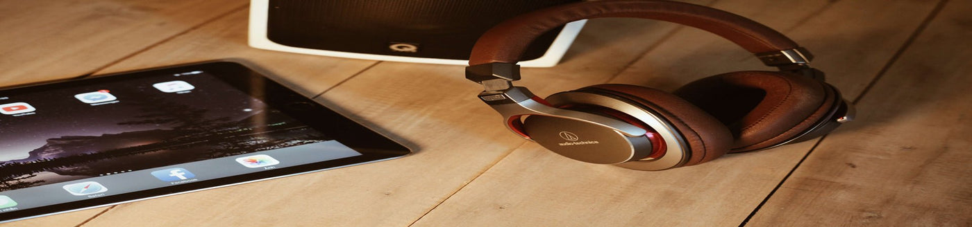 7 must-have travel gadgets for your next vacation - SimCornerUSA